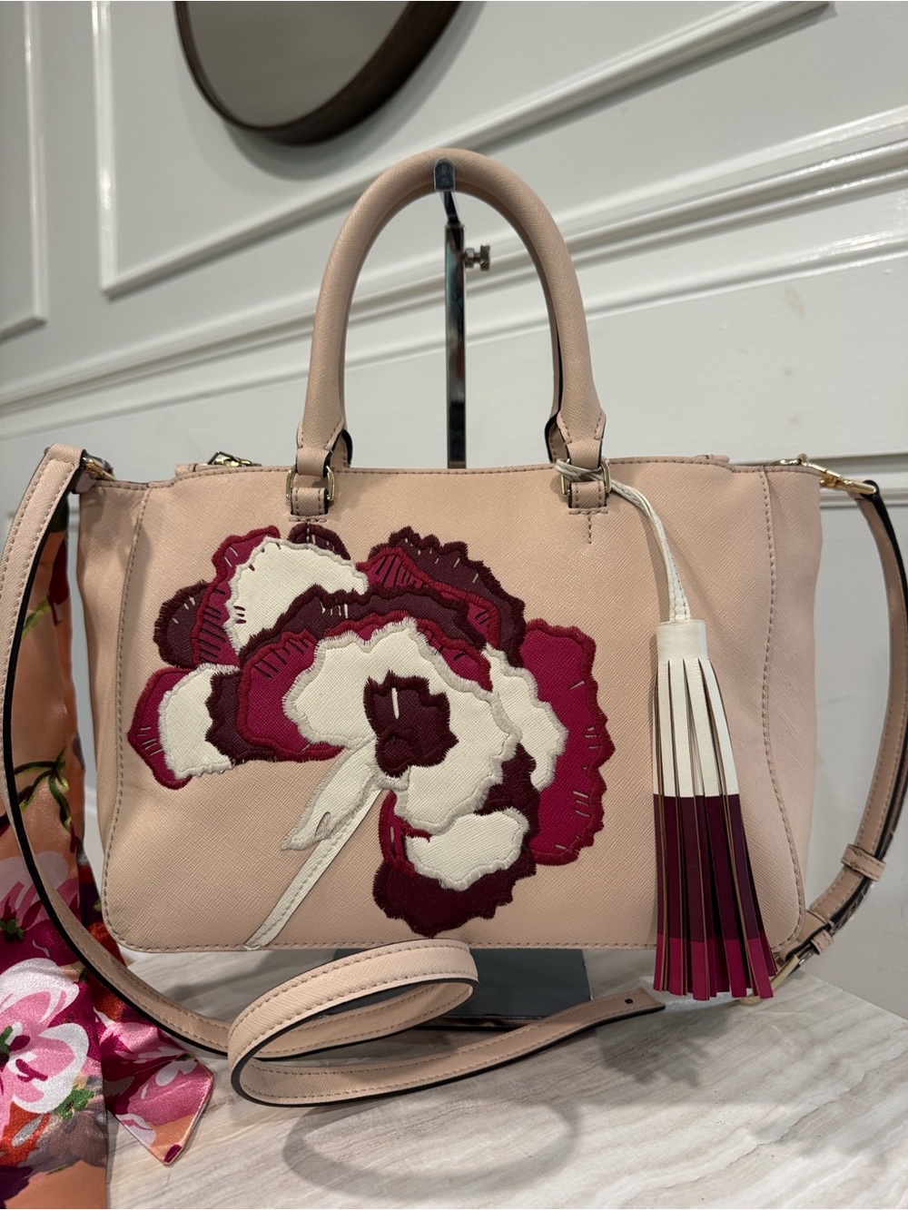 Tory Burch Bag Robinson Pink Leather Embroidered Floral Applique Satchel - Picture 4 of 17